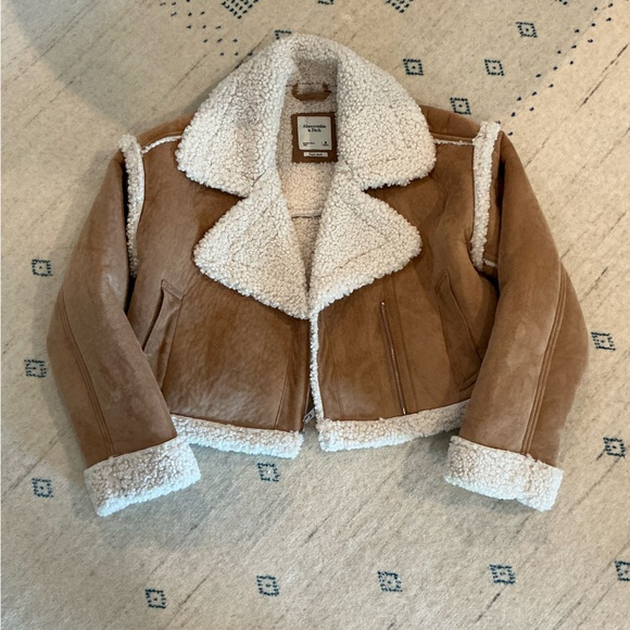 Abercrombie suede shearling cropped jacket - Picture 1 of 4